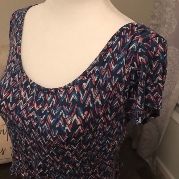 Flowy Crop Top 🌞 - Picture 5 of 5